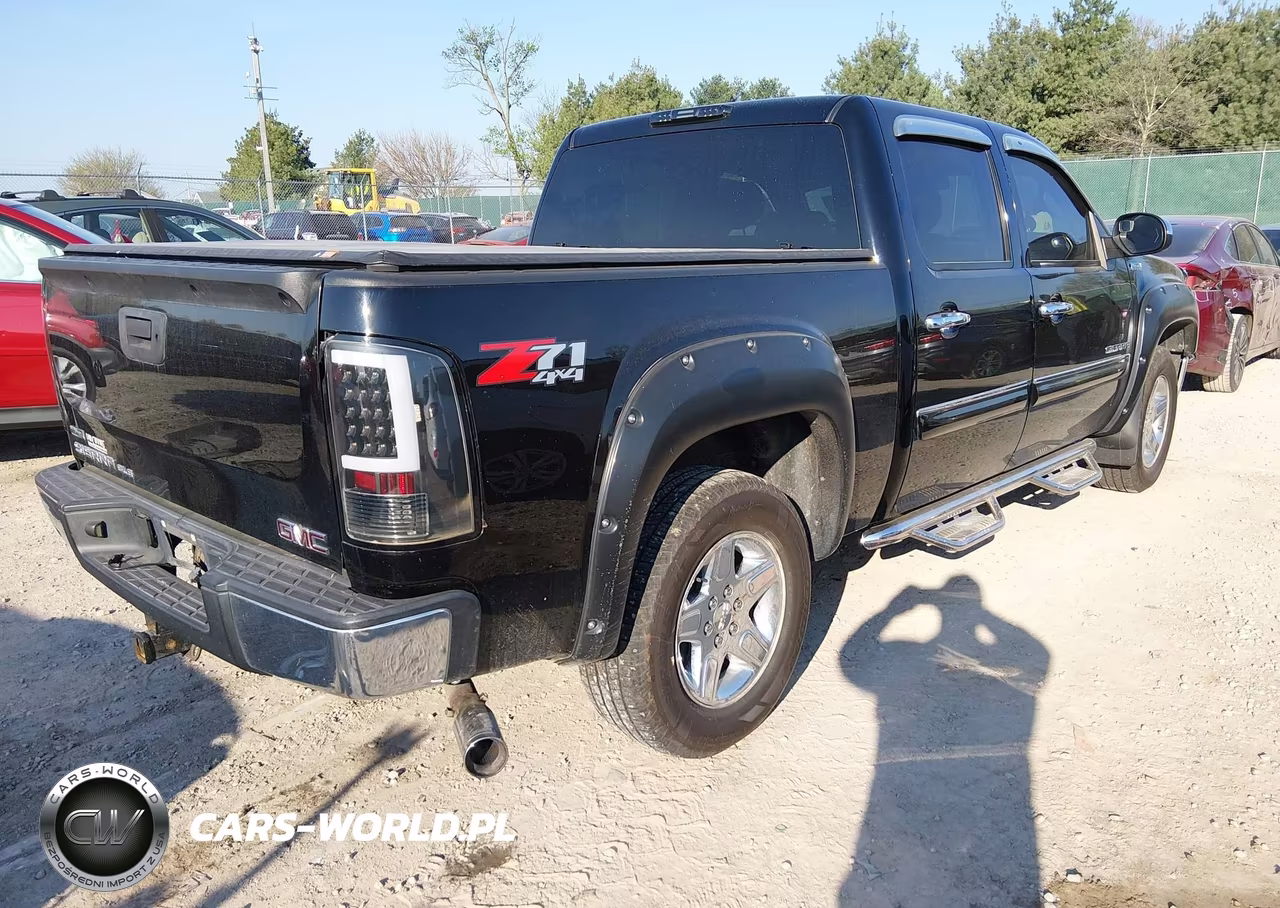 2010 GMC Sierra 1500 Sle VIN:3GTRKVE37AG261852 - 4