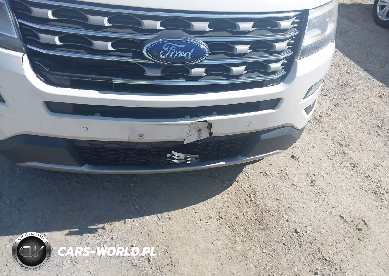 2017 Ford Explorer Xlt VIN:1FM5K7D87HGC82466 - 6
