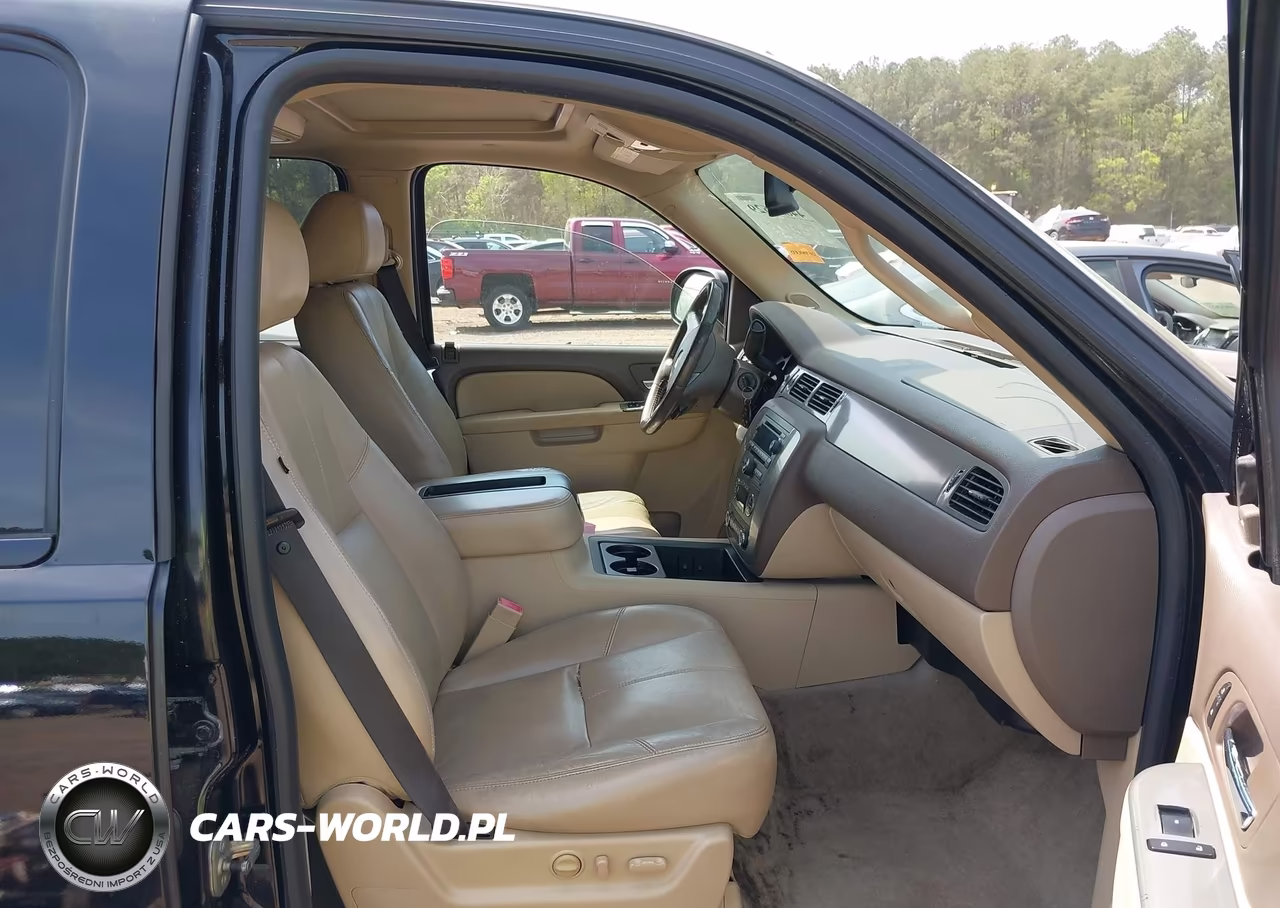 2010 Chevrolet Tahoe Lt VIN:1GNUCBE06AR166878 - 5