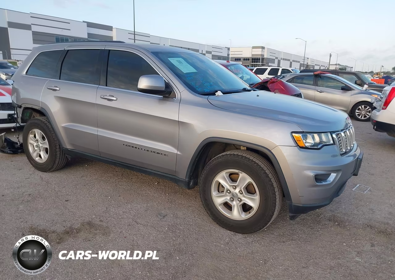2017 Jeep Grand Cherokee Laredo 4X2 – zdjęcie 1 z 17