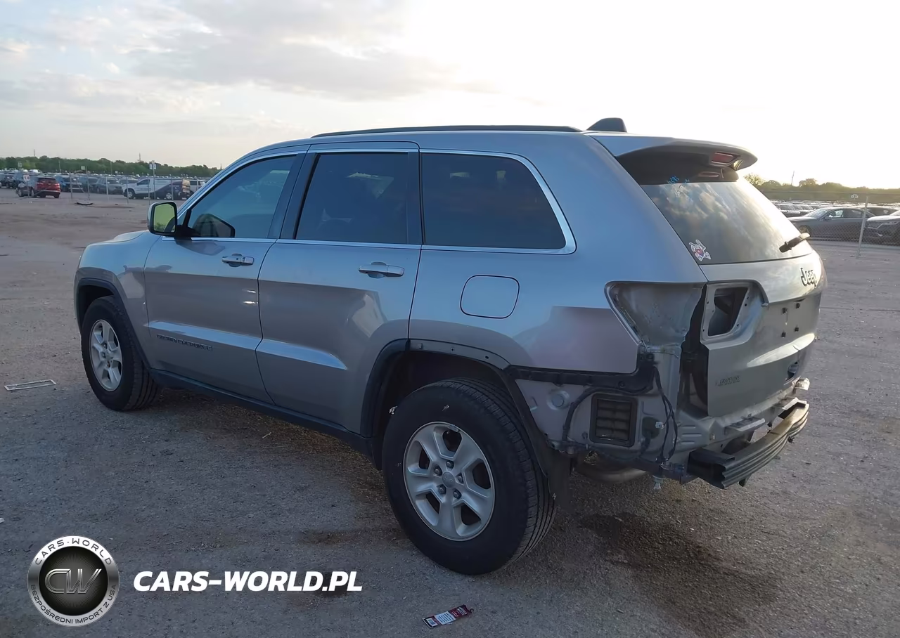2017 Jeep Grand Cherokee Laredo 4X2 VIN:1C4RJEAG1HC614949 - 3