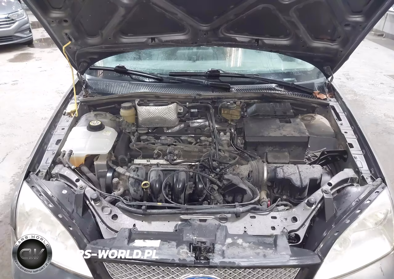 2005 Ford Focus Zx4 VIN:1FAFP34N75W230304 - 10