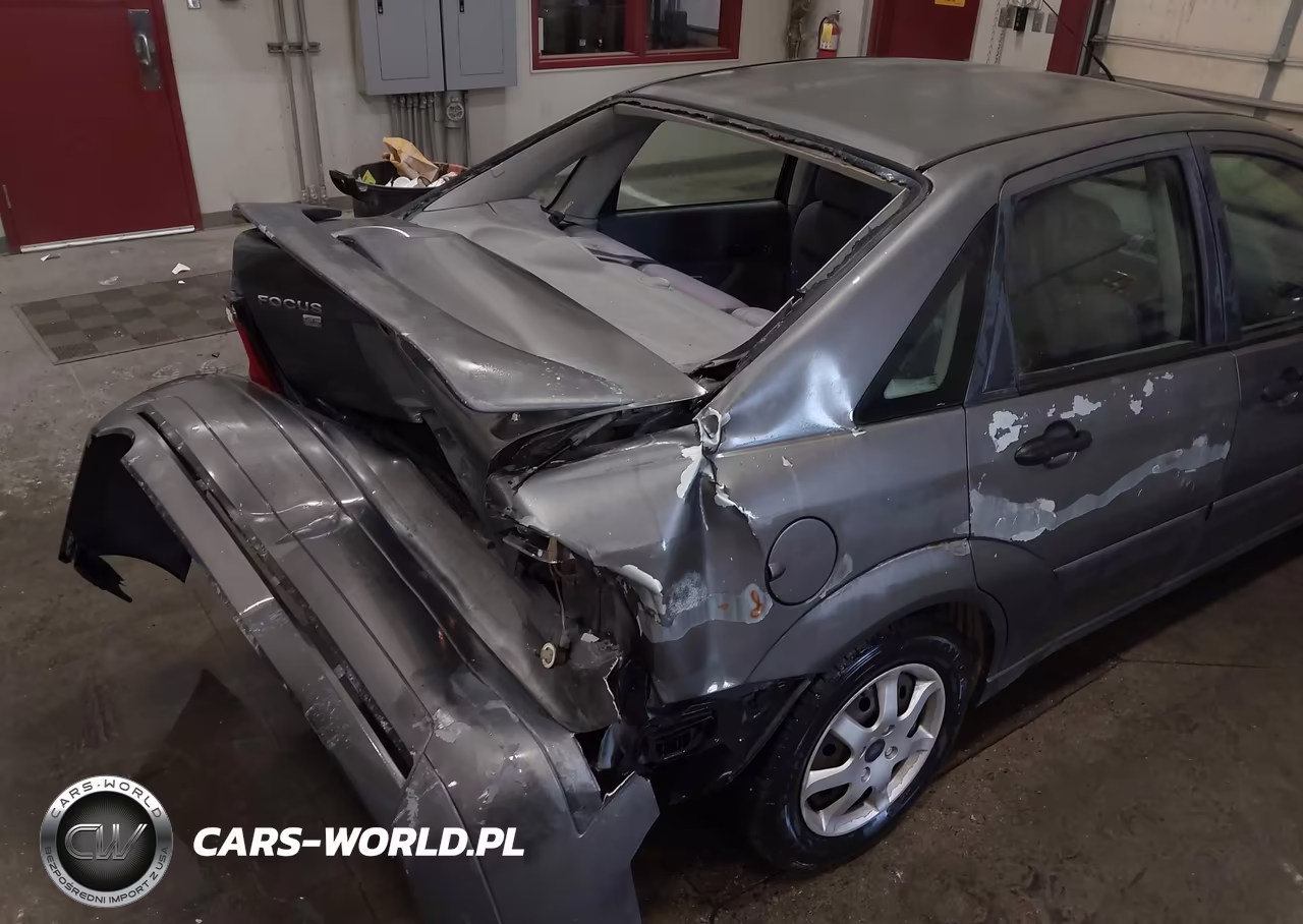 2005 Ford Focus Zx4 VIN:1FAFP34N75W230304 - 18