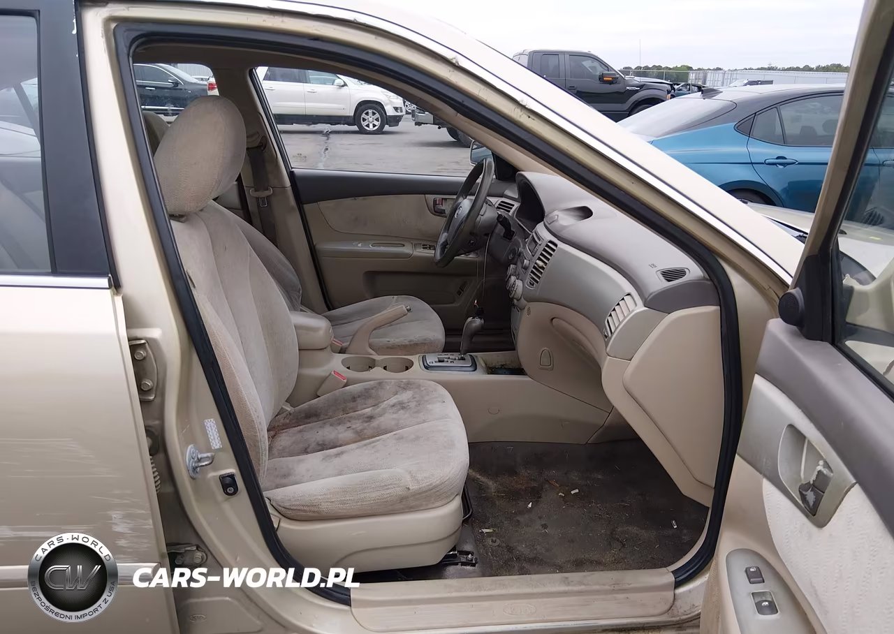 2008 Kia Optima Lx VIN:KNAGE123585256935 - 5