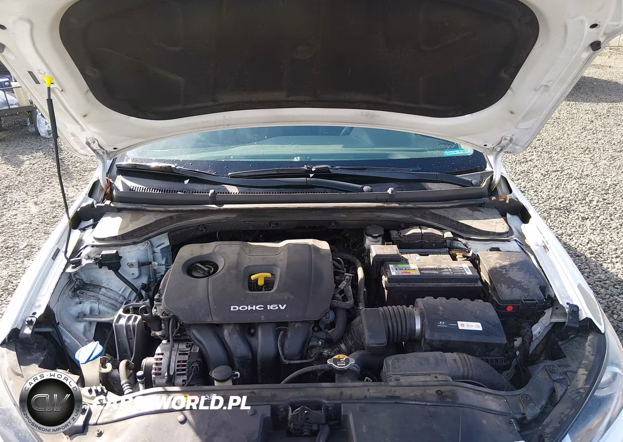 2018 Hyundai Elantra Value Edition VIN:5NPD84LF9JH317541 - 10
