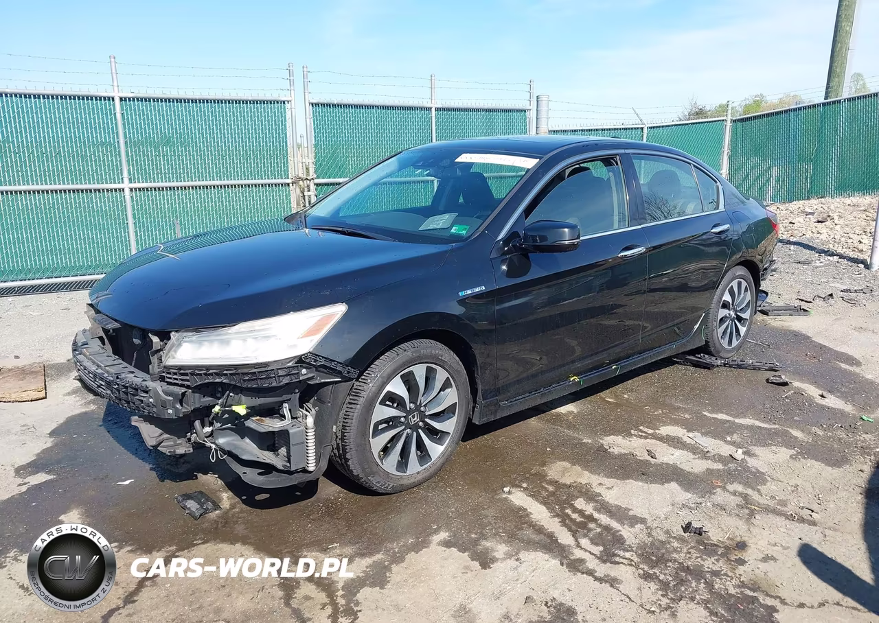 2017 Honda Accord Hybrid Touring VIN:JHMCR6F71HC030479 - 2