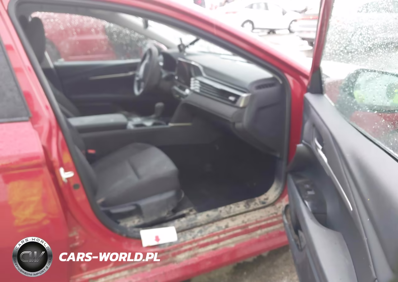 2025 Toyota Camry Le VIN:4T1DAACK7SU199251 - 5