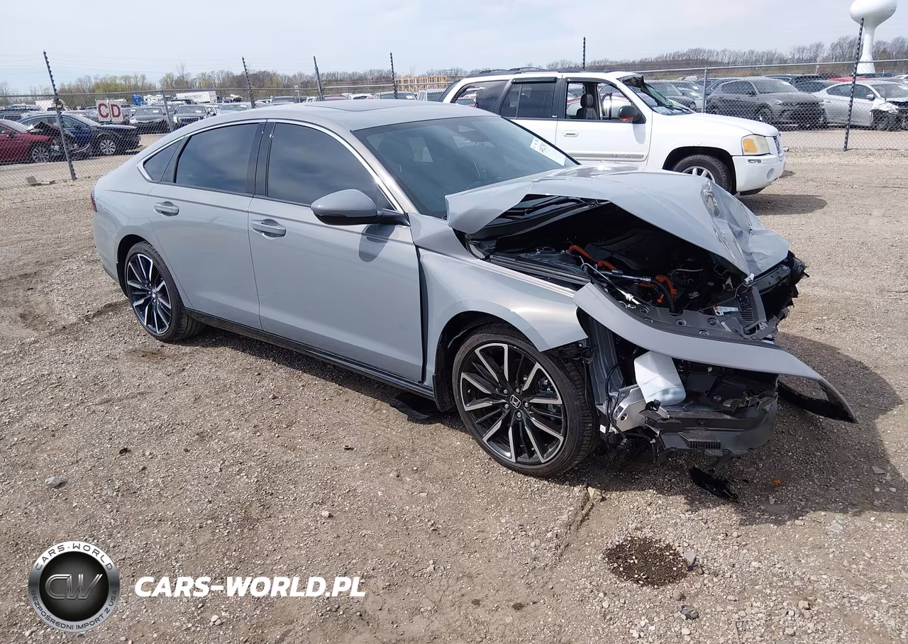 2025 Honda Accord Hybrid Touring – zdjęcie 1 z 17