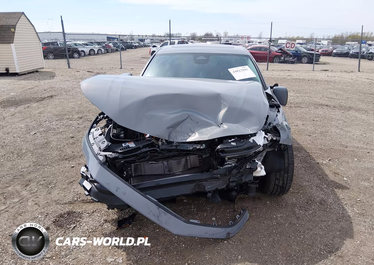 2025 Honda Accord Hybrid Touring VIN:1HGCY2F80SA073172 - 13