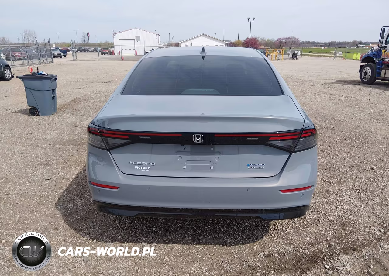 2025 Honda Accord Hybrid Touring VIN:1HGCY2F80SA073172 - 17