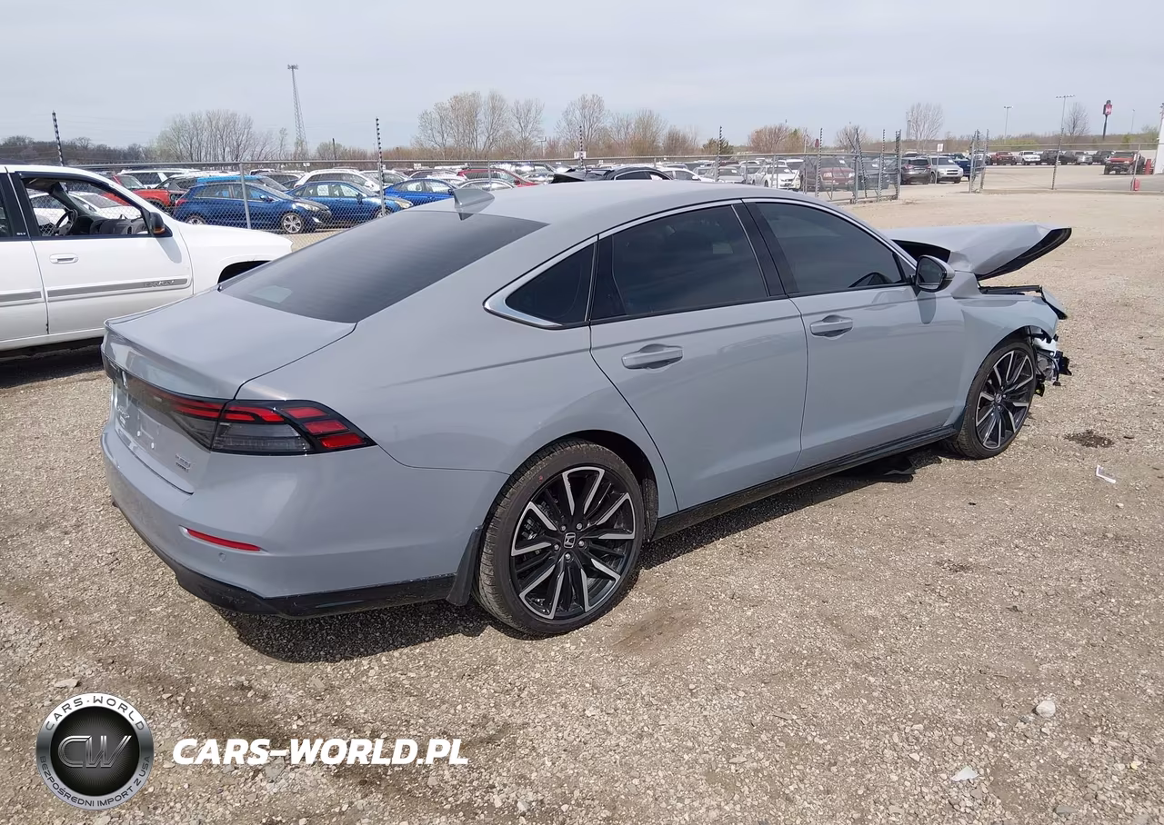 2025 Honda Accord Hybrid Touring VIN:1HGCY2F80SA073172 - 4