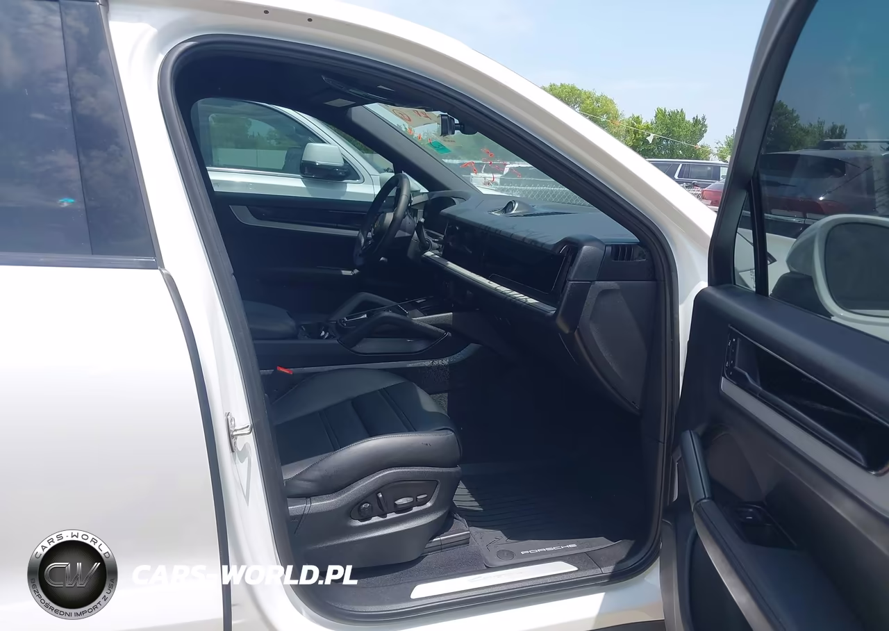 2025 Porsche Cayenne Coupe VIN:WP1BA2AY5SDA31003 - 5
