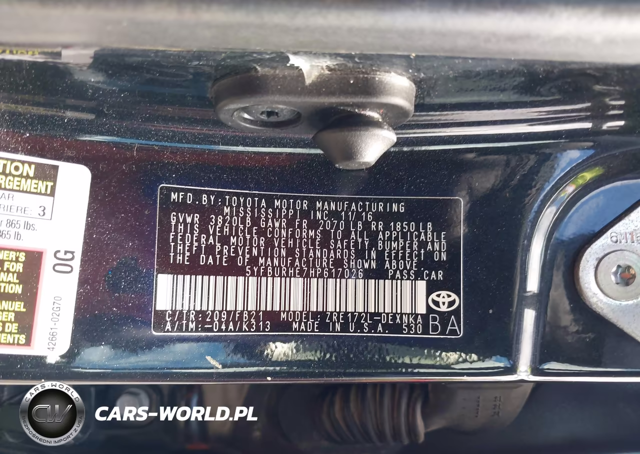 2017 Toyota Corolla Le VIN:5YFBURHE7HP617026 - 9