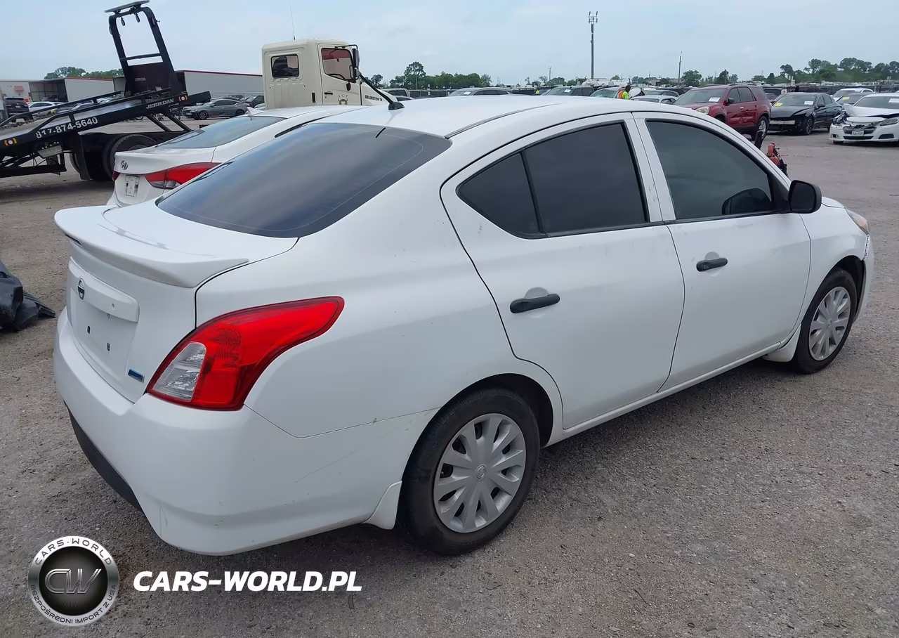 2015 Nissan Versa 1.6 S+ VIN:3N1CN7AP1FL917787 - 4