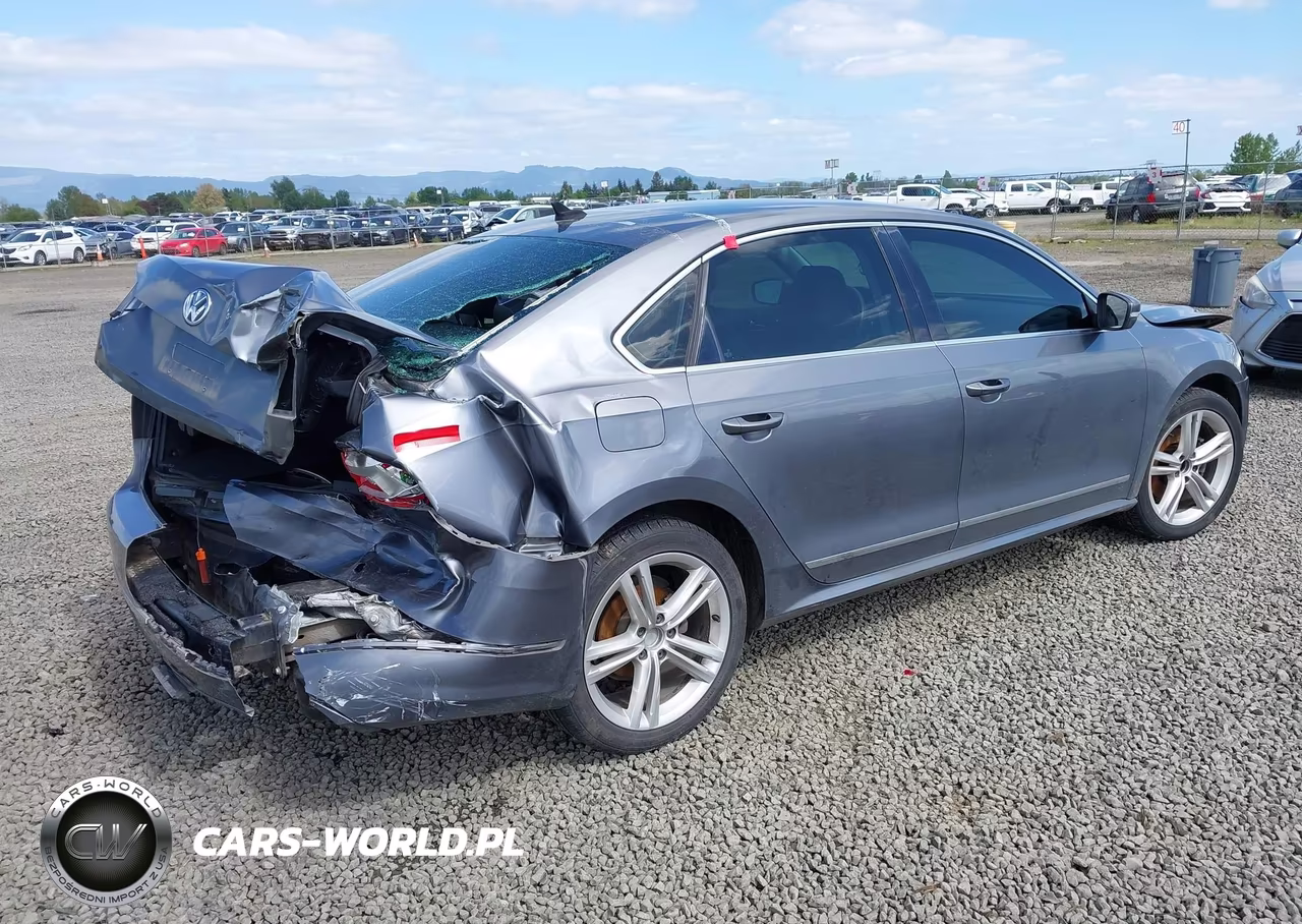 2013 Volkswagen Passat 2.0L Tdi Sel Premium VIN:1VWCN7A34DC093140 - 4