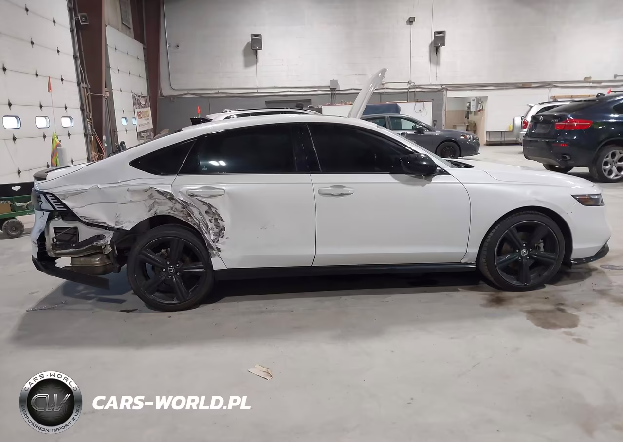 2024 Honda Accord Hybrid Sport-L VIN:1HGCY2F79RA028927 - 13
