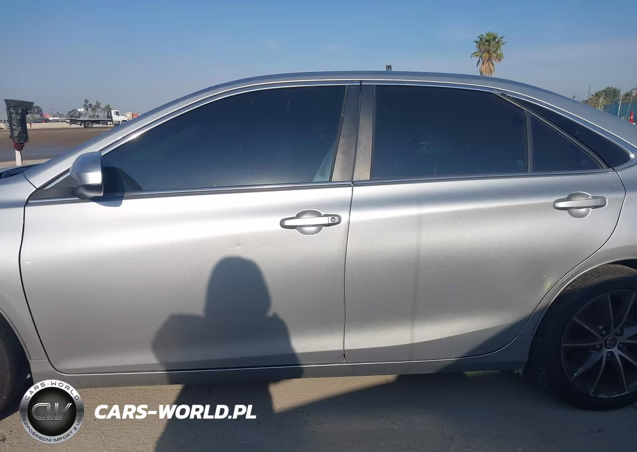 2017 Toyota Camry Xse VIN:4T1BF1FK5HU351833 - 15