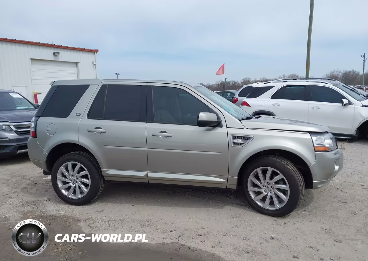 2014 Land Rover Lr2 VIN:SALFT2BG5EH383605 - 13