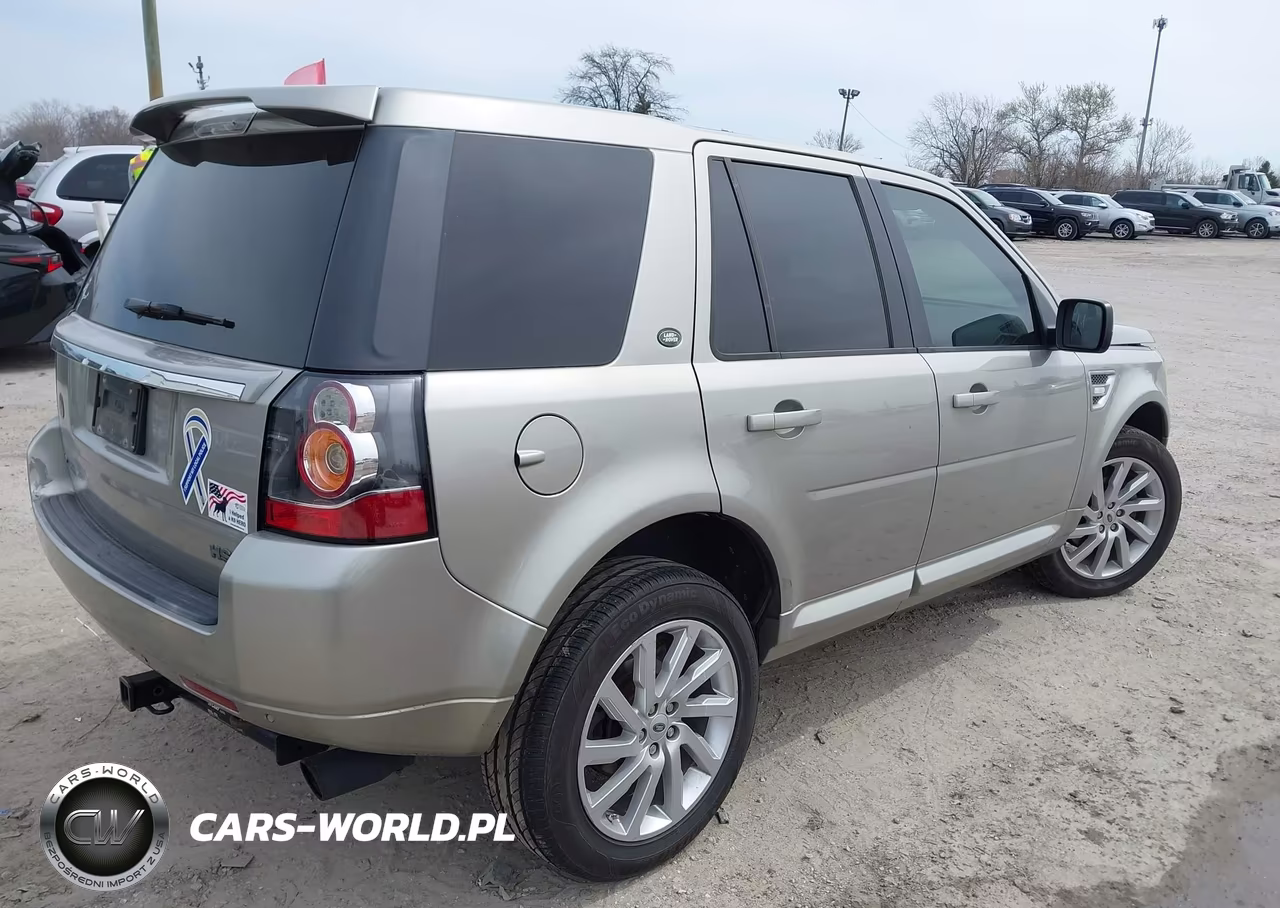 2014 Land Rover Lr2 VIN:SALFT2BG5EH383605 - 4