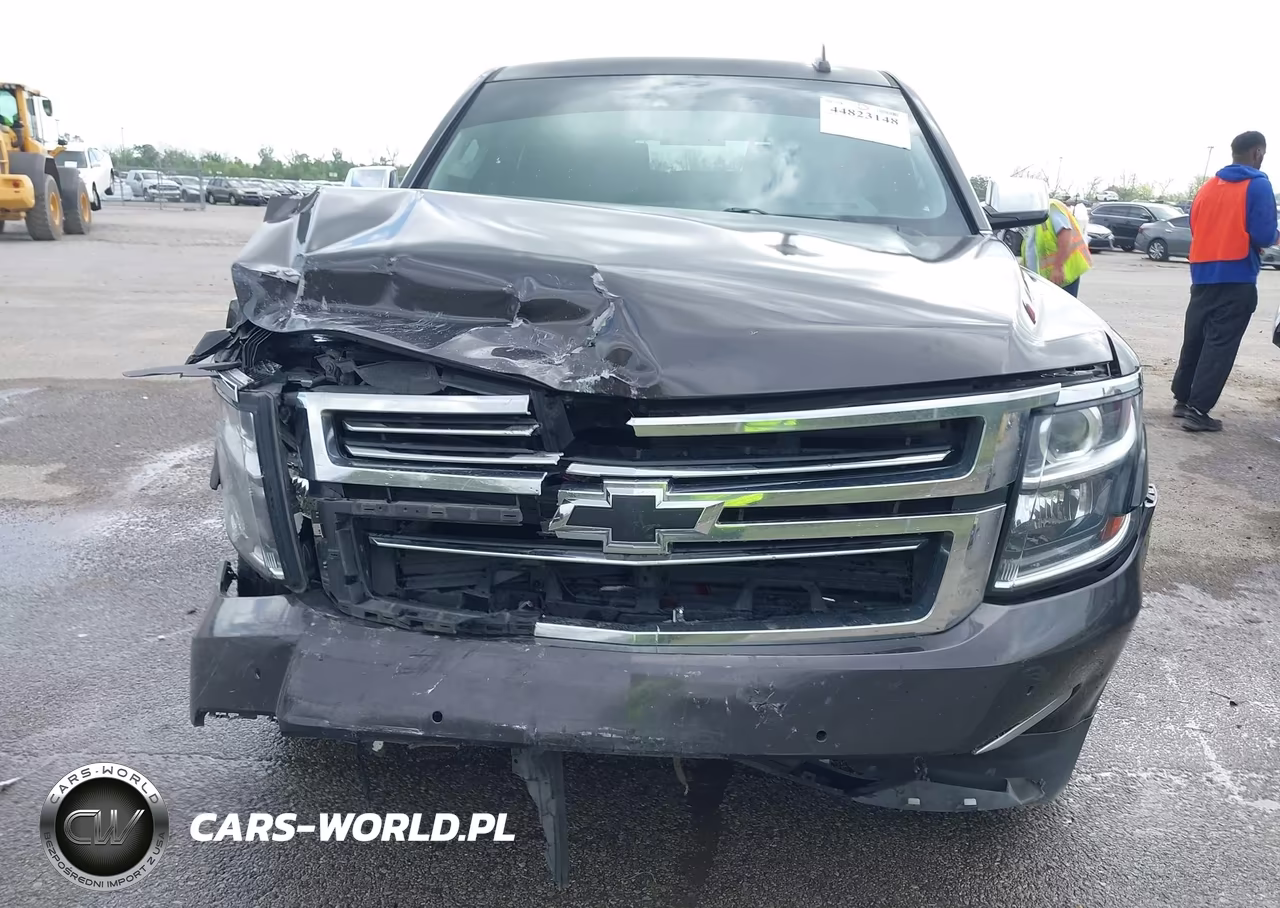 2017 Chevrolet Suburban Premier VIN:1GNSCJKC4HR294093 - 6