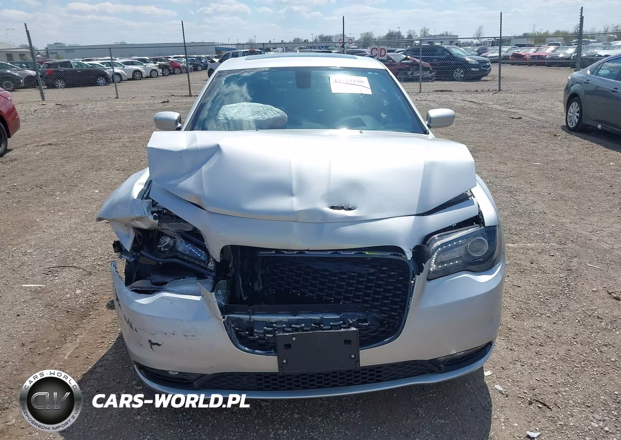 2023 Chrysler 300 300S VIN:2C3CCABG4PH628545 - 12
