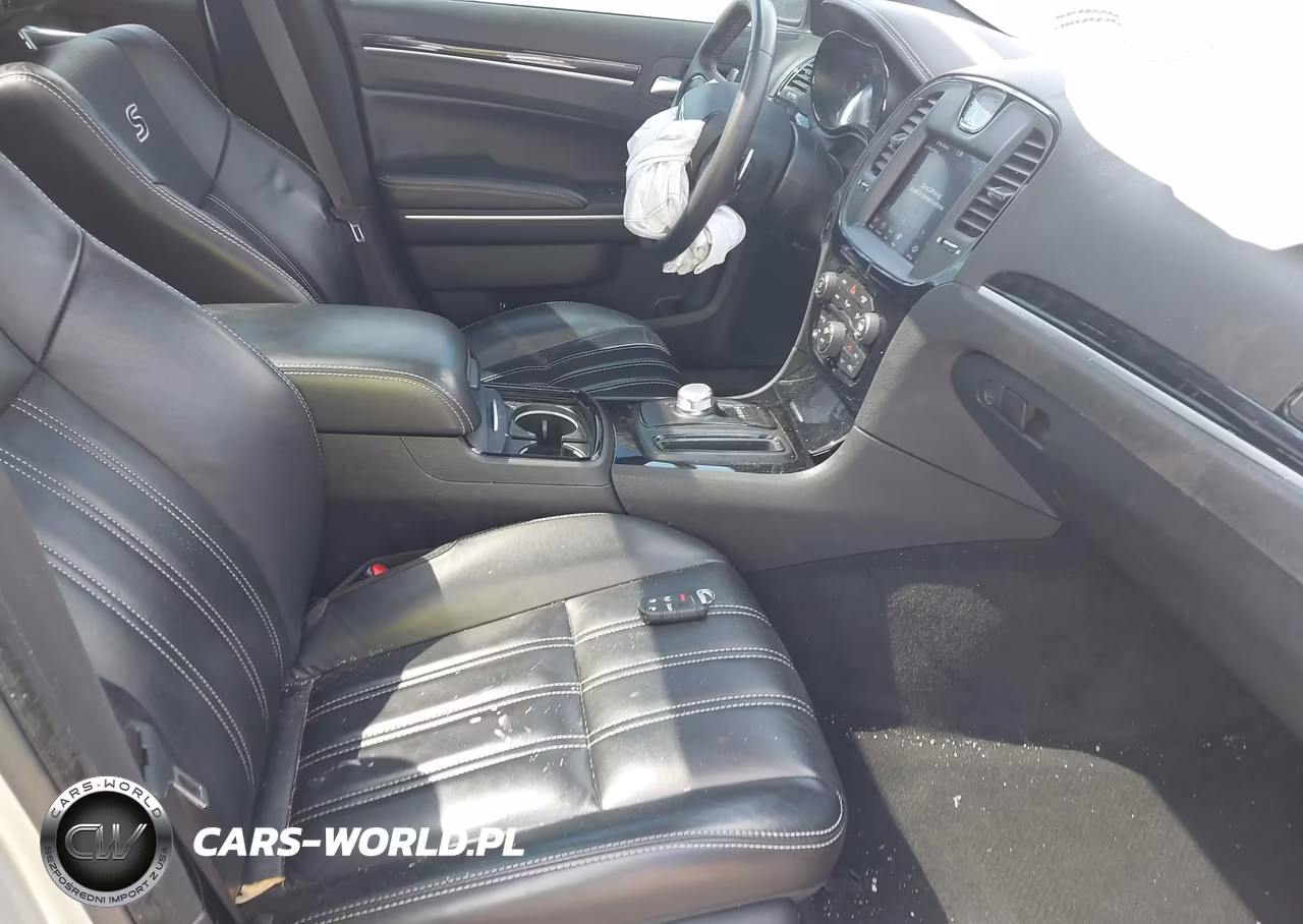 2023 Chrysler 300 300S VIN:2C3CCABG4PH628545 - 5