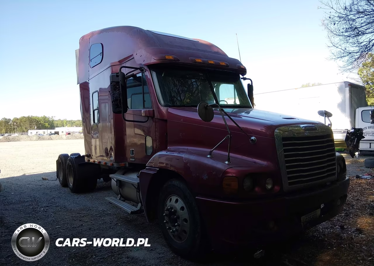 2007 Freightliner Conventional St120