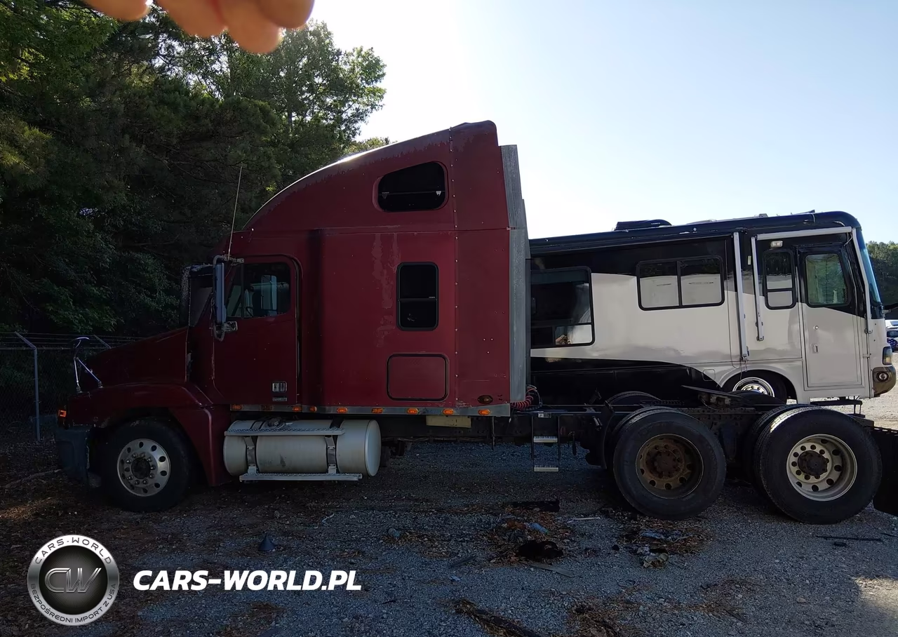 2007 Freightliner Conventional St120 VIN:1FUJBBCK77LW48752 - 16