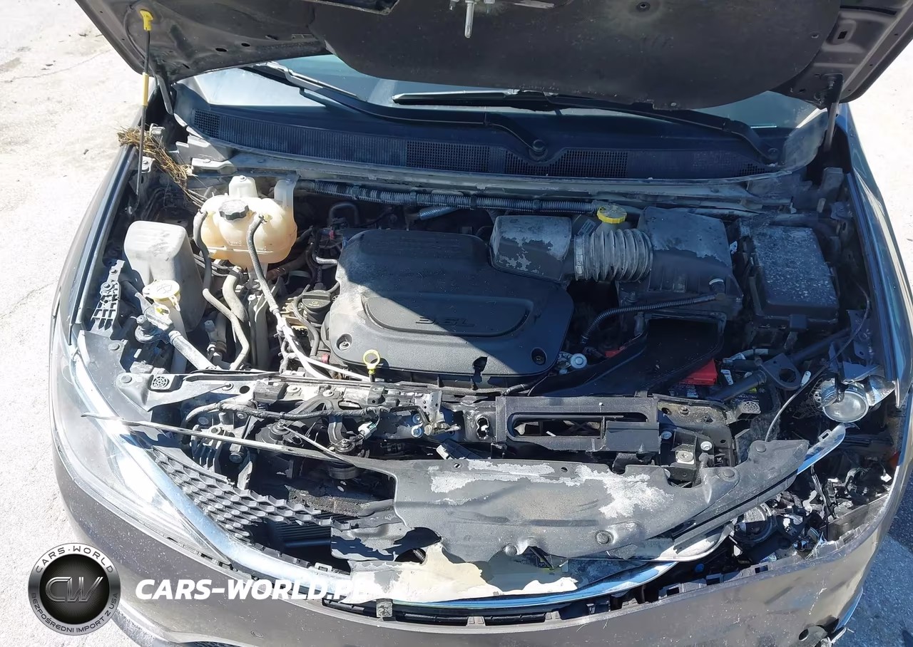 2020 Chrysler Pacifica Touring L Plus VIN:2C4RC1EG5LR127668 - 10