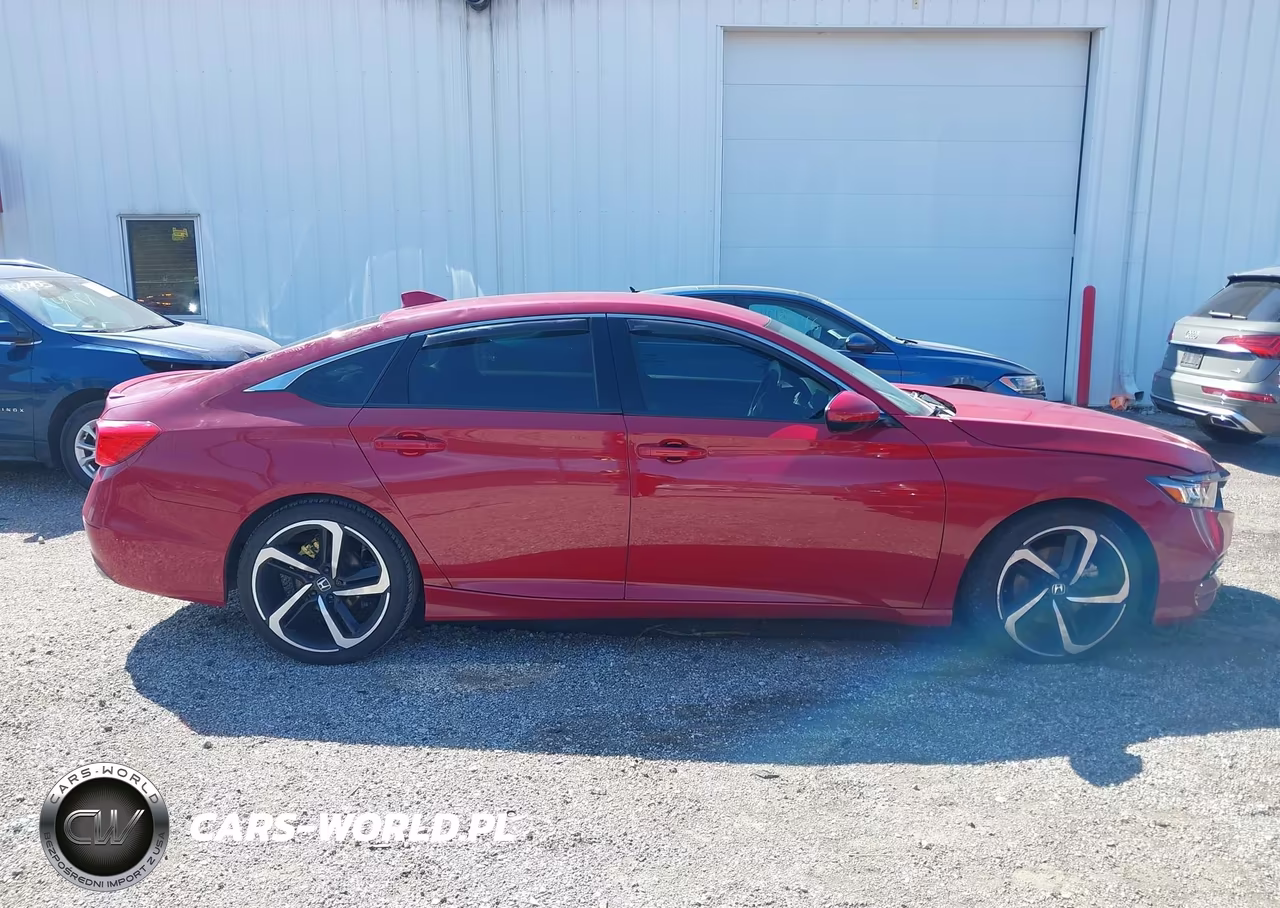 2018 Honda Accord Sport VIN:1HGCV1F3XJA237789 - 13