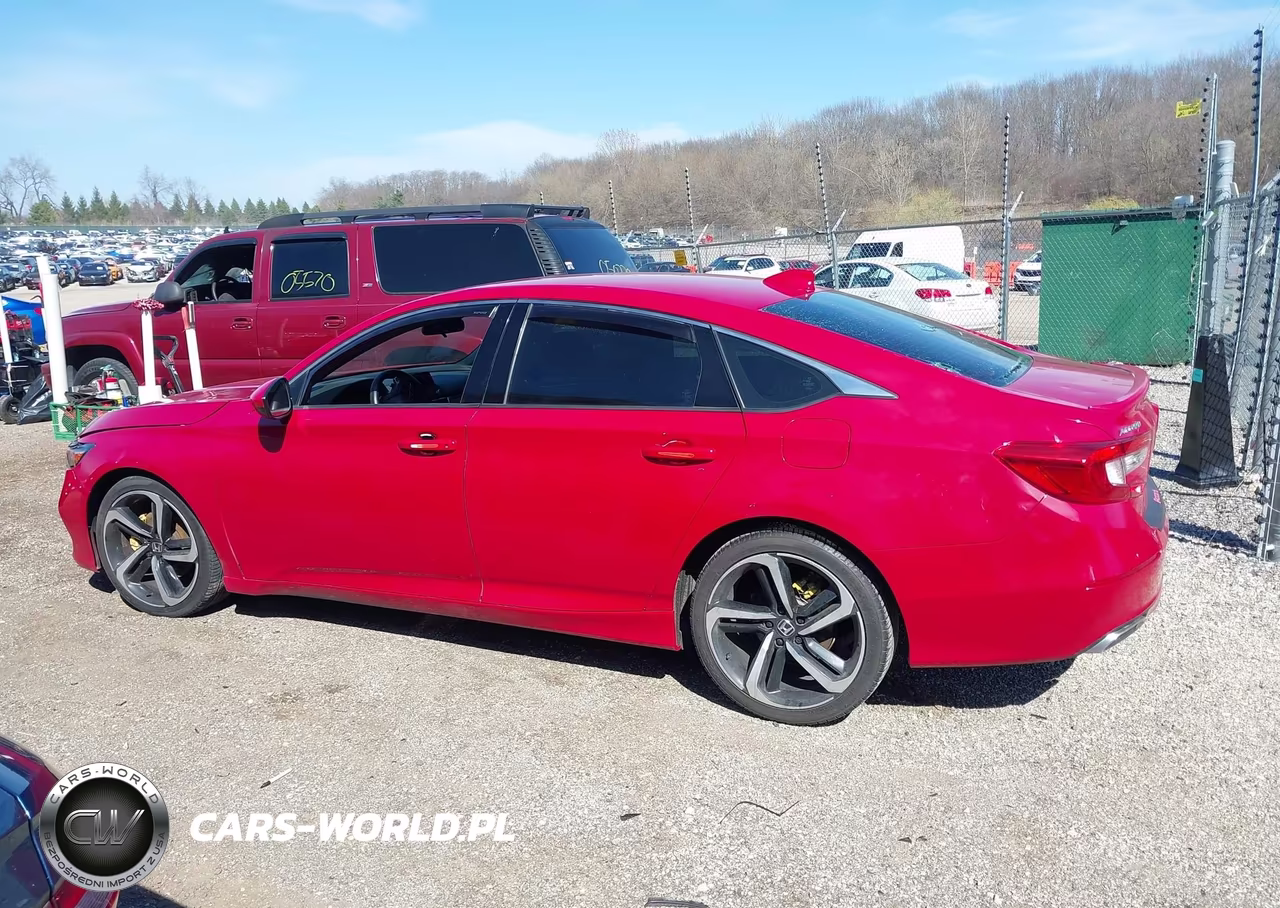 2018 Honda Accord Sport VIN:1HGCV1F3XJA237789 - 14