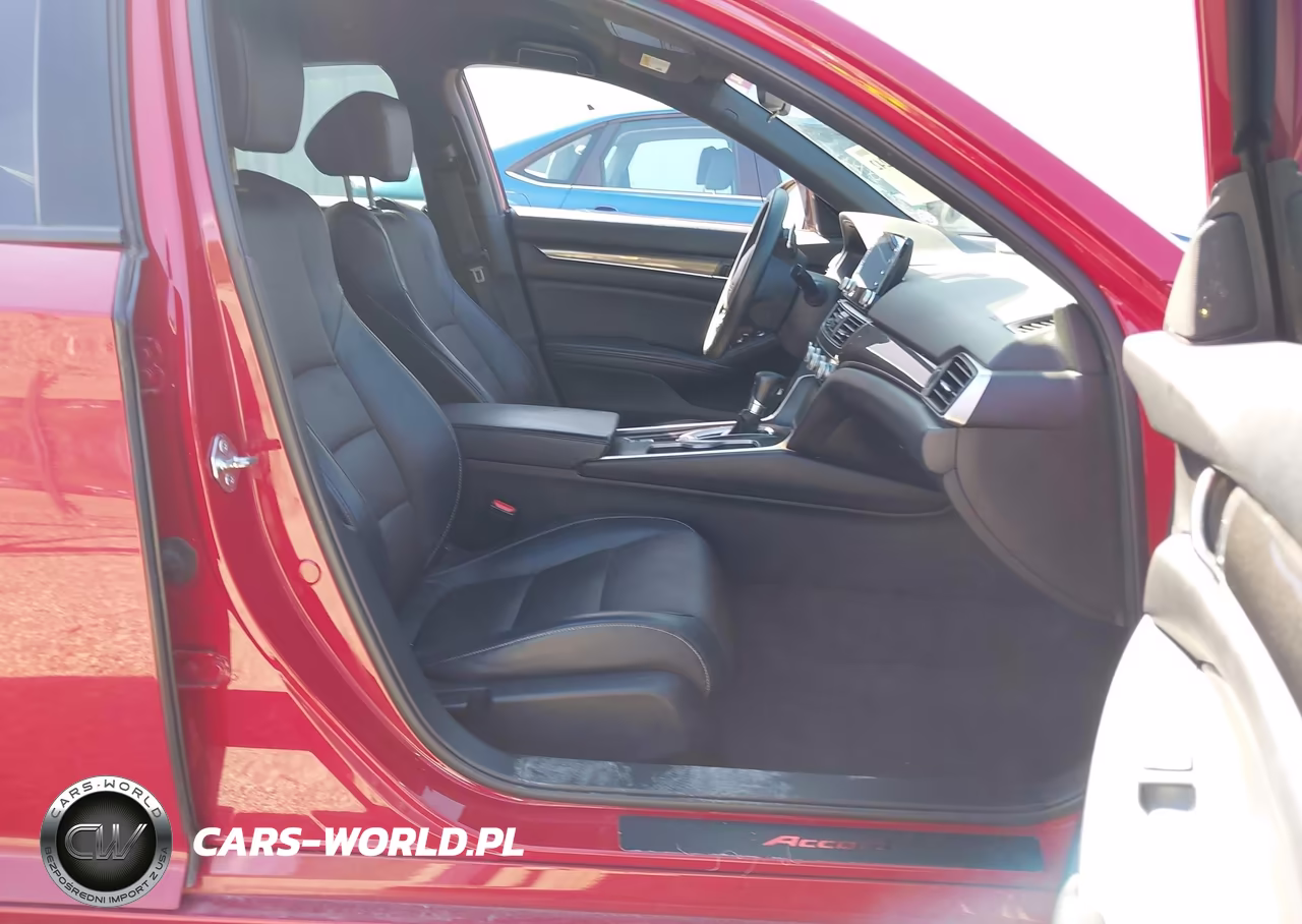 2018 Honda Accord Sport VIN:1HGCV1F3XJA237789 - 5