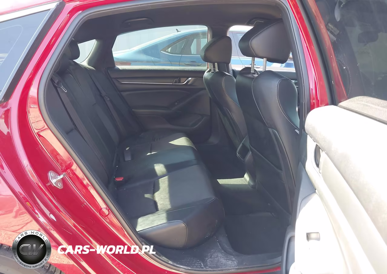 2018 Honda Accord Sport VIN:1HGCV1F3XJA237789 - 8