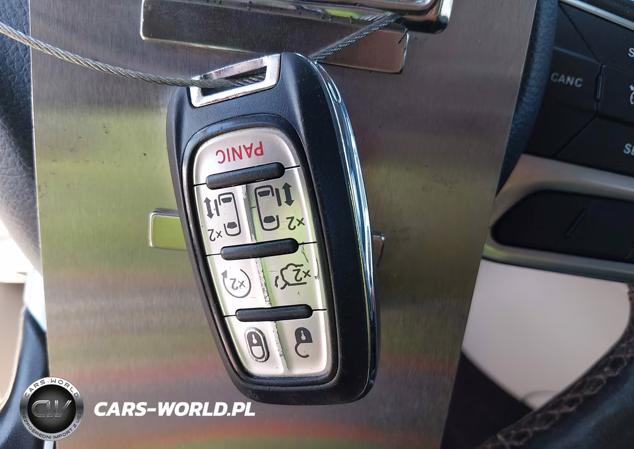2019 Chrysler Pacifica Touring L VIN:2C4RC1BG4KR650621 - 11
