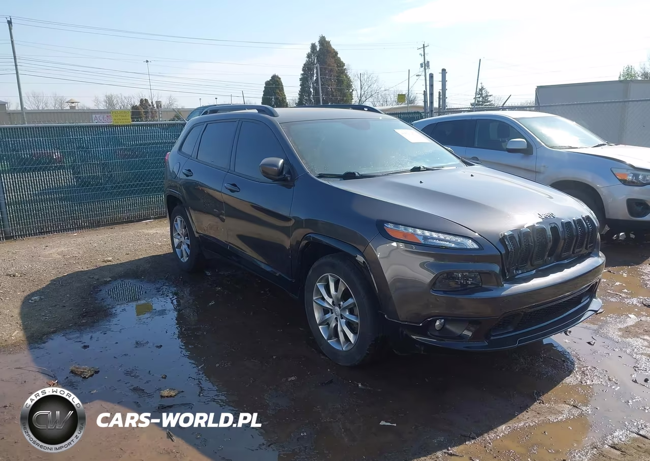 2018 Jeep Cherokee Latitude Tech Connect 4X4