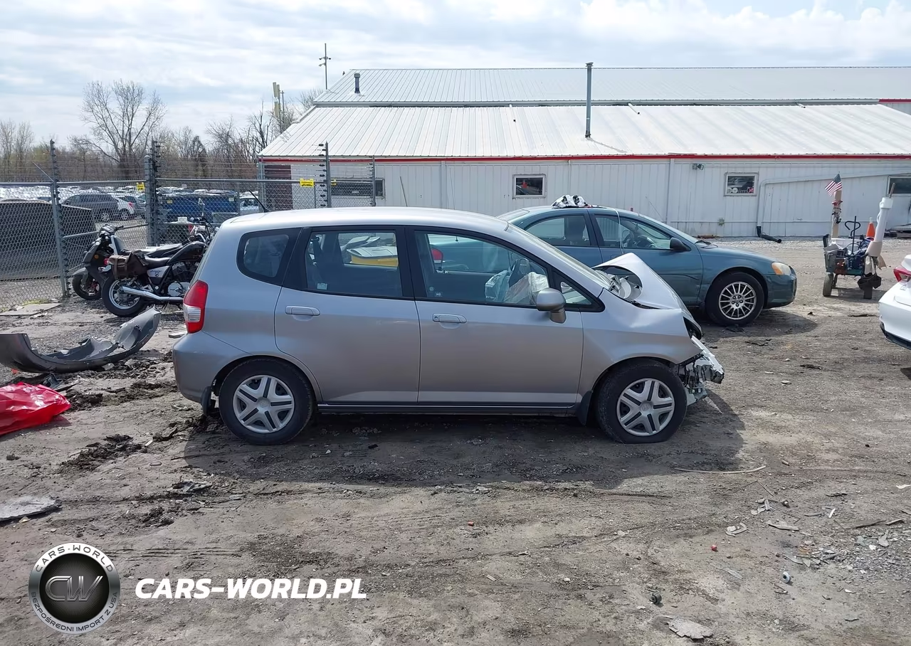 2008 Honda Fit VIN:JHMGD38498S061115 - 14
