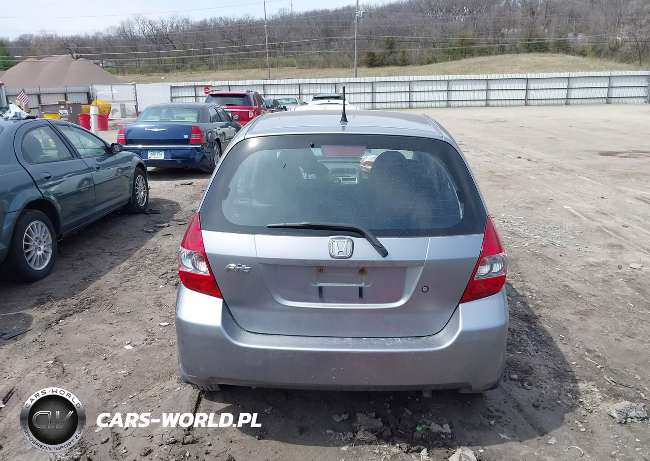 2008 Honda Fit VIN:JHMGD38498S061115 - 17