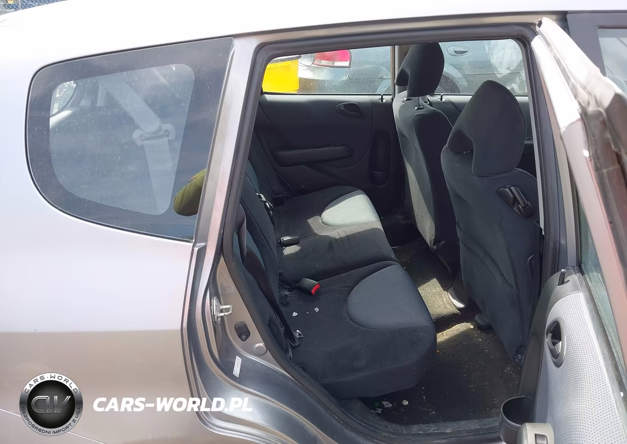 2008 Honda Fit VIN:JHMGD38498S061115 - 8