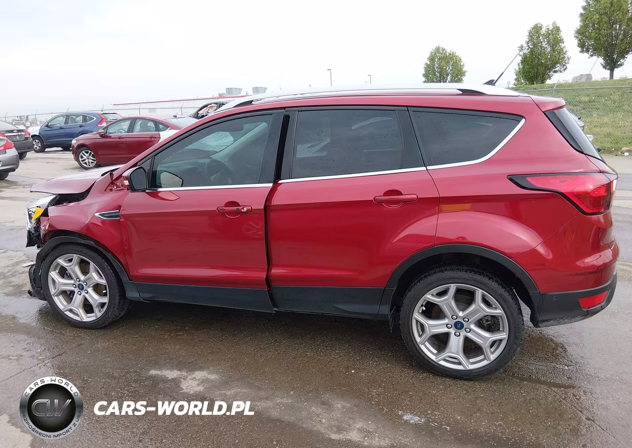 2019 Ford Escape Titanium VIN:1FMCU0J94KUB20731 - 14