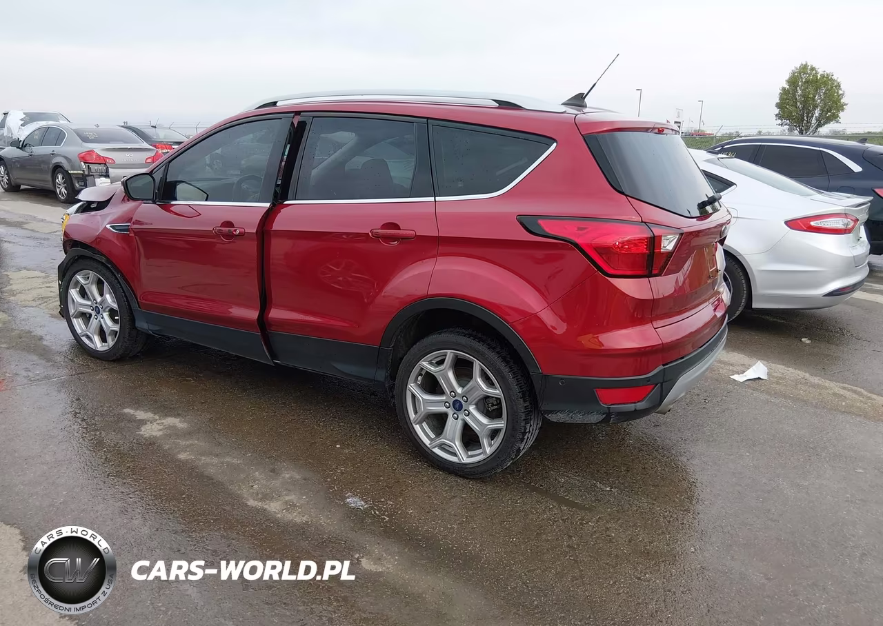 2019 Ford Escape Titanium VIN:1FMCU0J94KUB20731 - 3