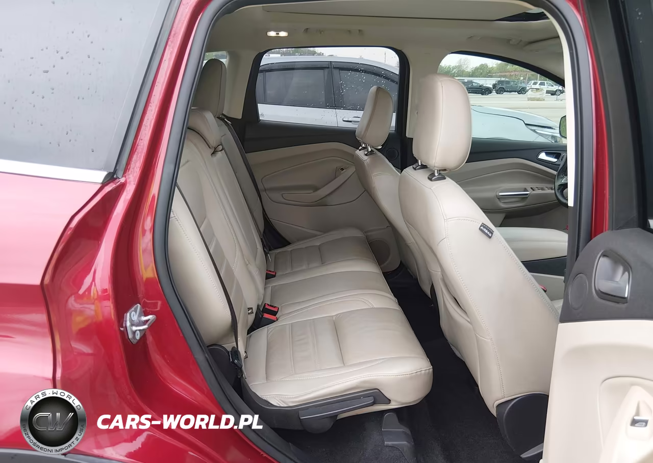 2019 Ford Escape Titanium VIN:1FMCU0J94KUB20731 - 8