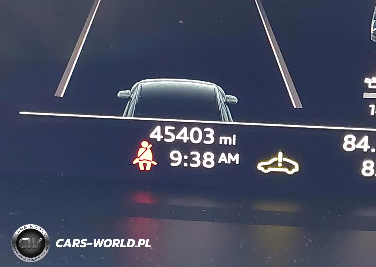 2019 Audi Q3 2.0T S Line Premium VIN:WA1EECF31K1082127 - 15
