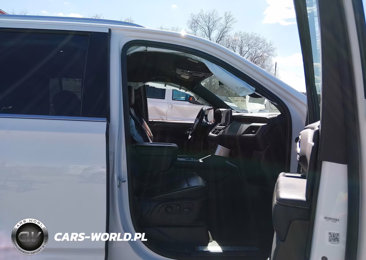2023 Chevrolet Suburban 4Wd Premier VIN:1GNSKFKD7PR203437 - 5