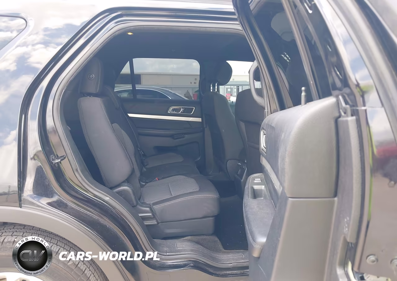 2017 Ford Explorer Xlt VIN:1FM5K7D82HGA93059 - 8