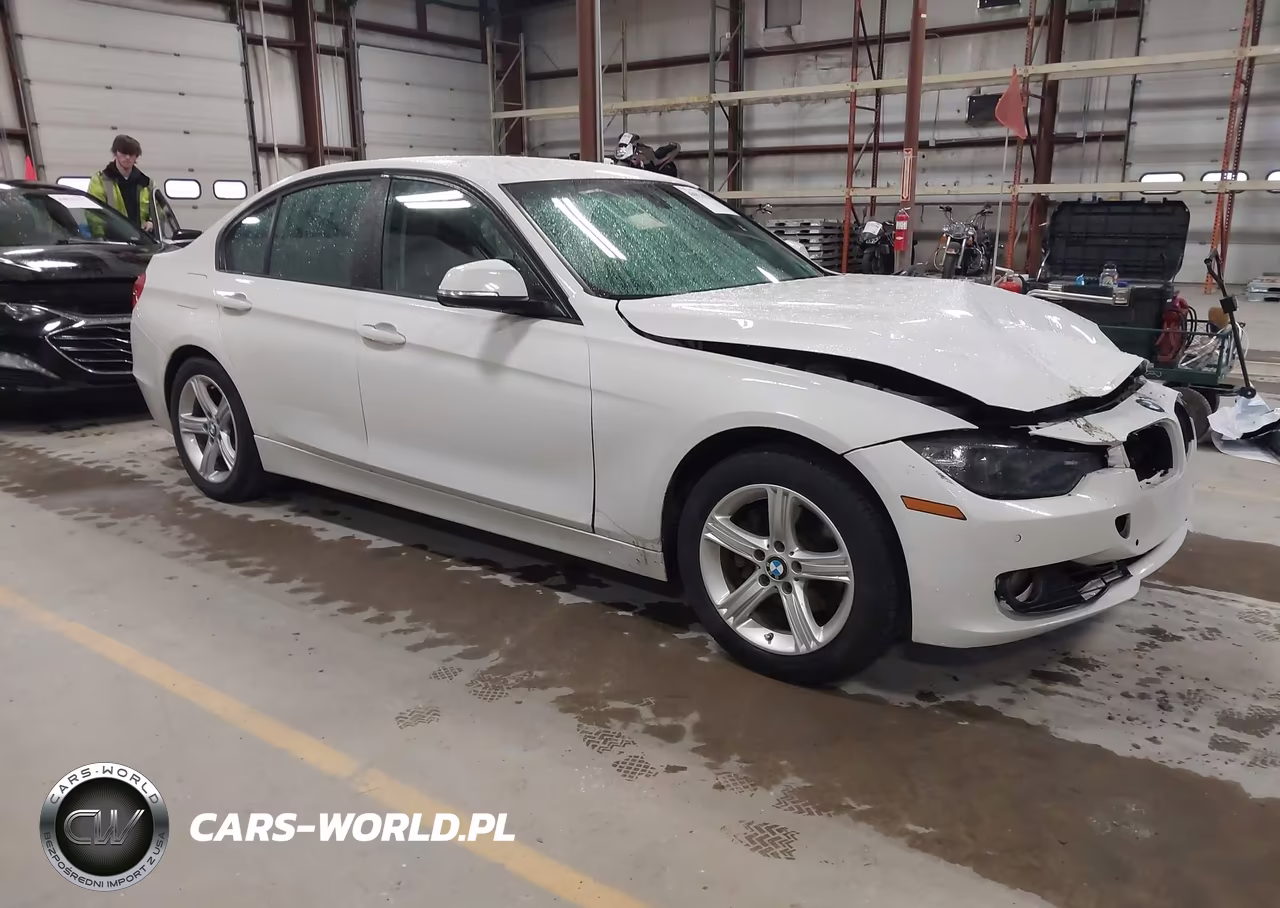 2013 BMW 328I xDrive – zdjęcie 1 z 16
