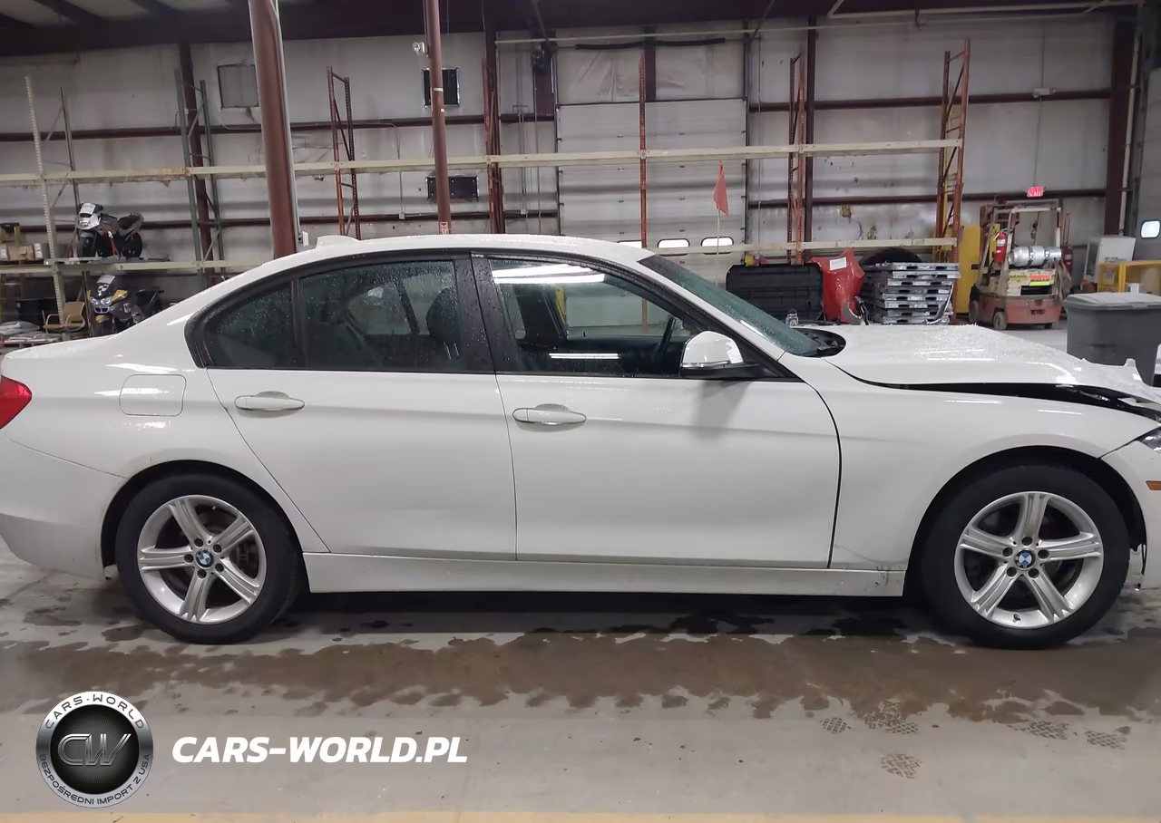 2013 BMW 328I xDrive VIN:WBA3B3C52DJ976911 - 13