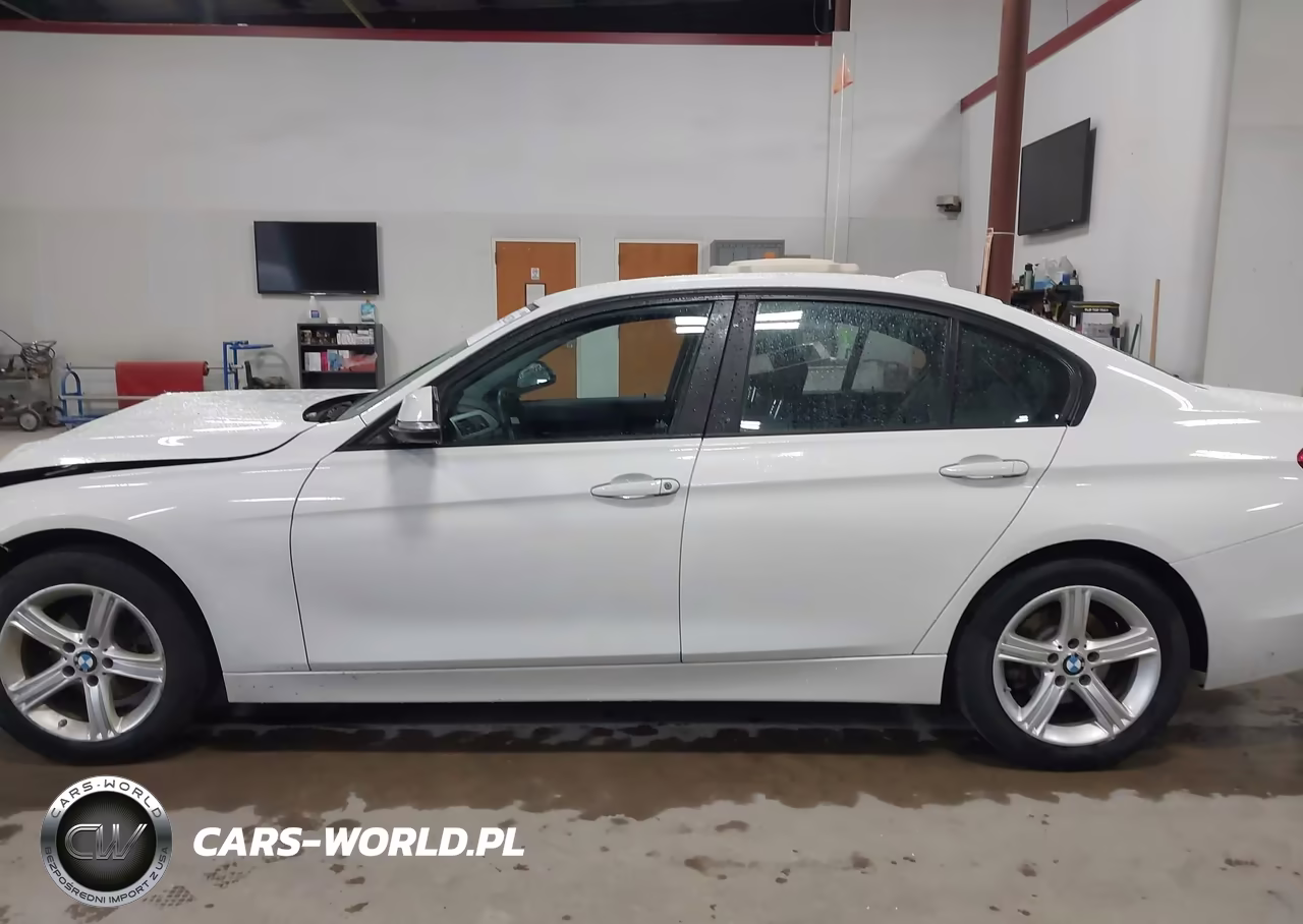 2013 BMW 328I xDrive VIN:WBA3B3C52DJ976911 - 14