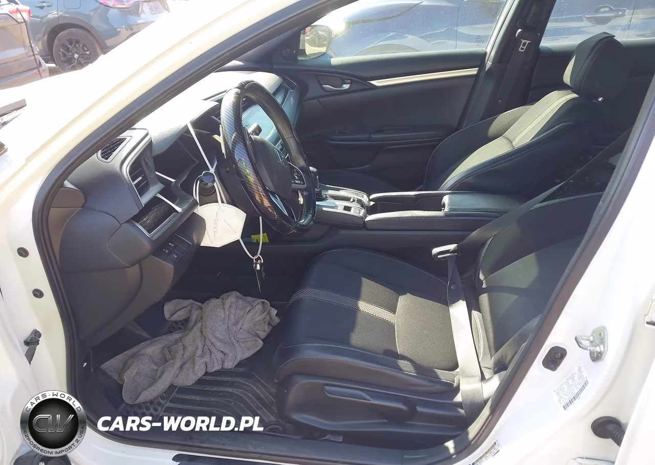 2019 Honda Civic Sport VIN:2HGFC2F89KH558309 - 5