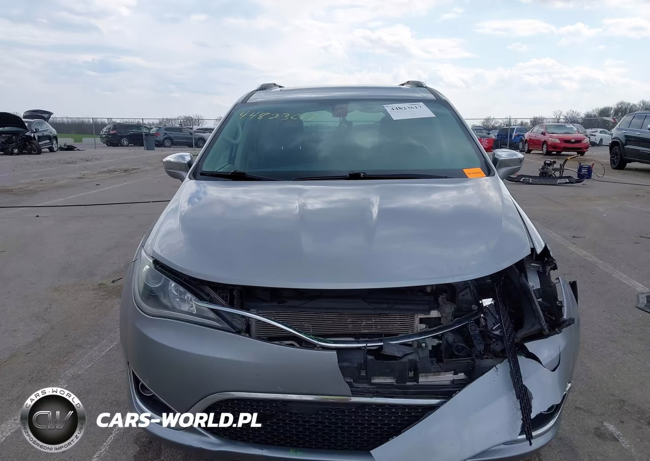 2020 Chrysler Pacifica Limited VIN:2C4RC1GG4LR283598 - 12