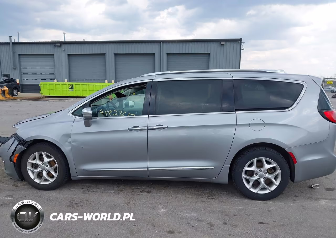 2020 Chrysler Pacifica Limited VIN:2C4RC1GG4LR283598 - 14